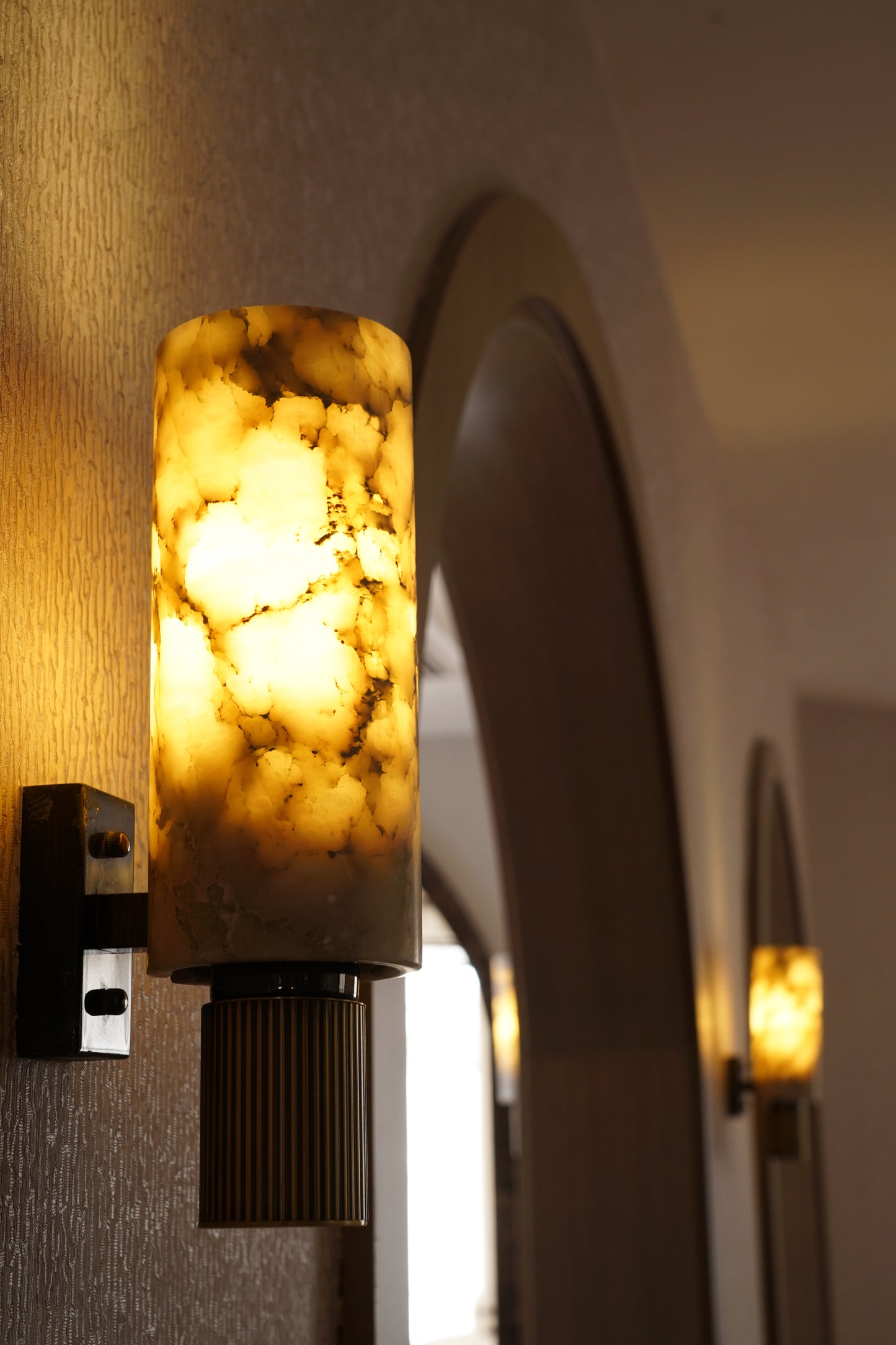 LINEA MARBLE WALL LIGHT