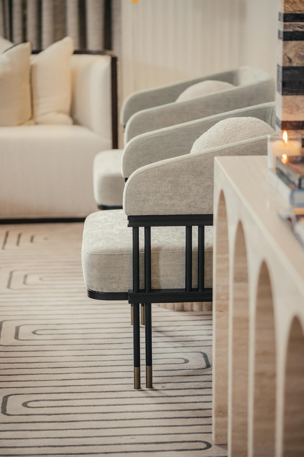 ASTELLE LOUNGE CHAIR