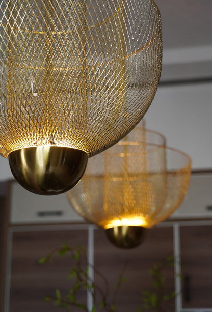 AURELIA MESH GLOBE PENDANT LIGHT