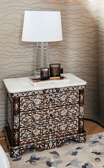 CRYSTAL ELEGANCE TABLE LAMP