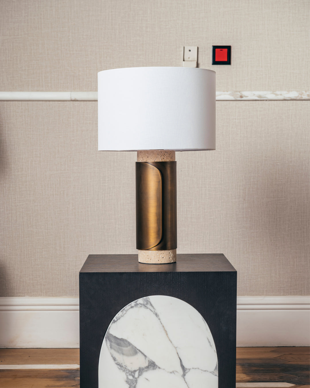 TERRA BRONZE CYLINDER TABLE LAMP