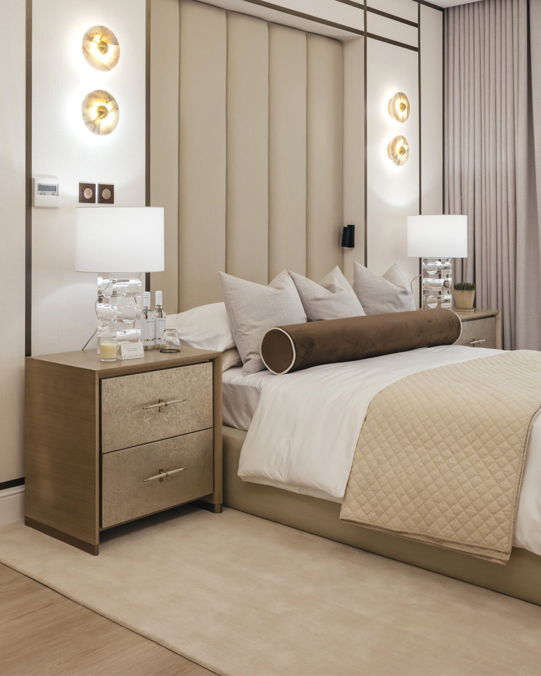 SQUARE CRYSTAL TABLE LAMP