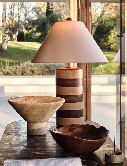 STRIPED WOOD CYLINDER TABLE LAMP