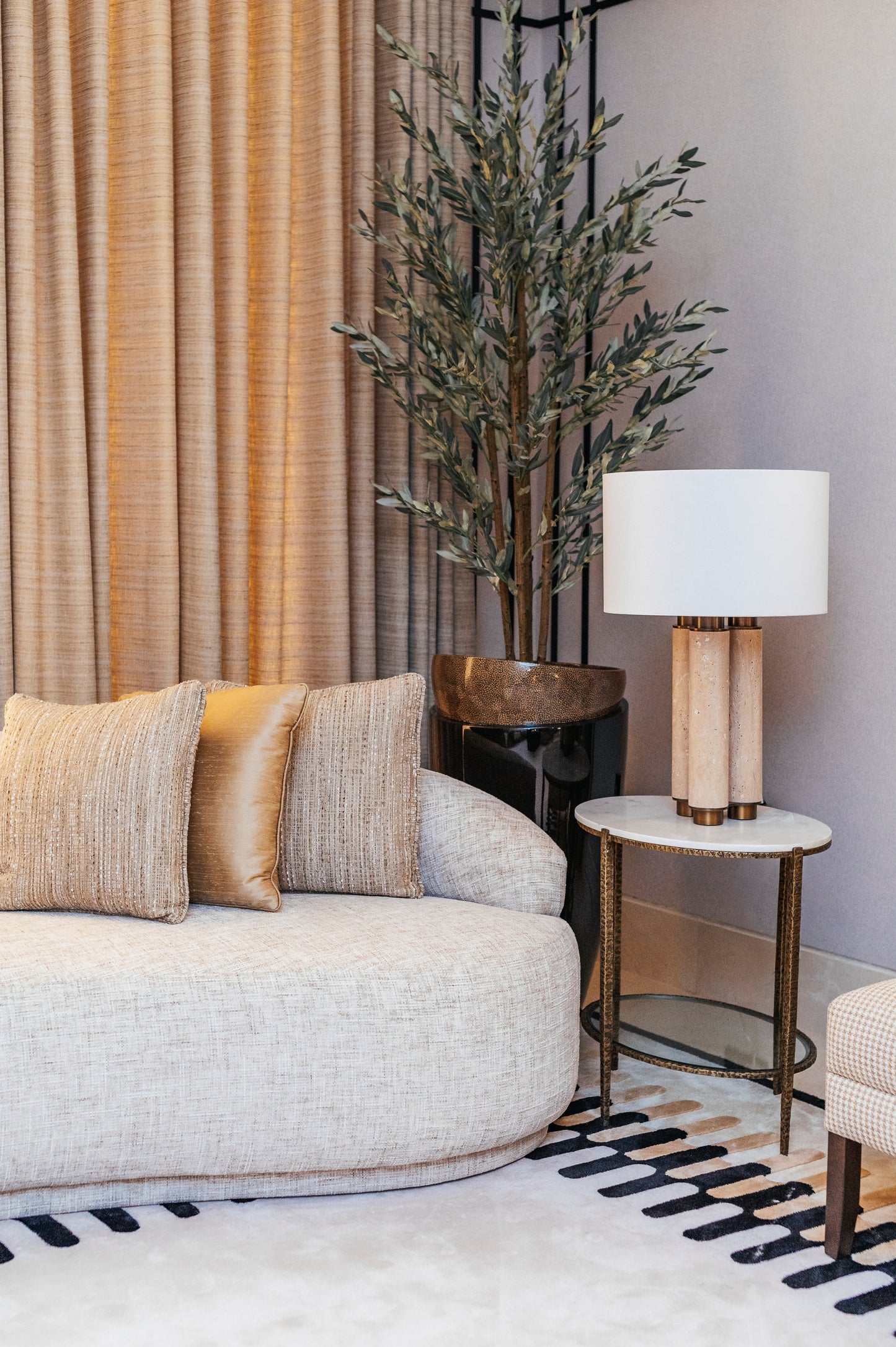 TERRA COLUMN TABLE LAMP