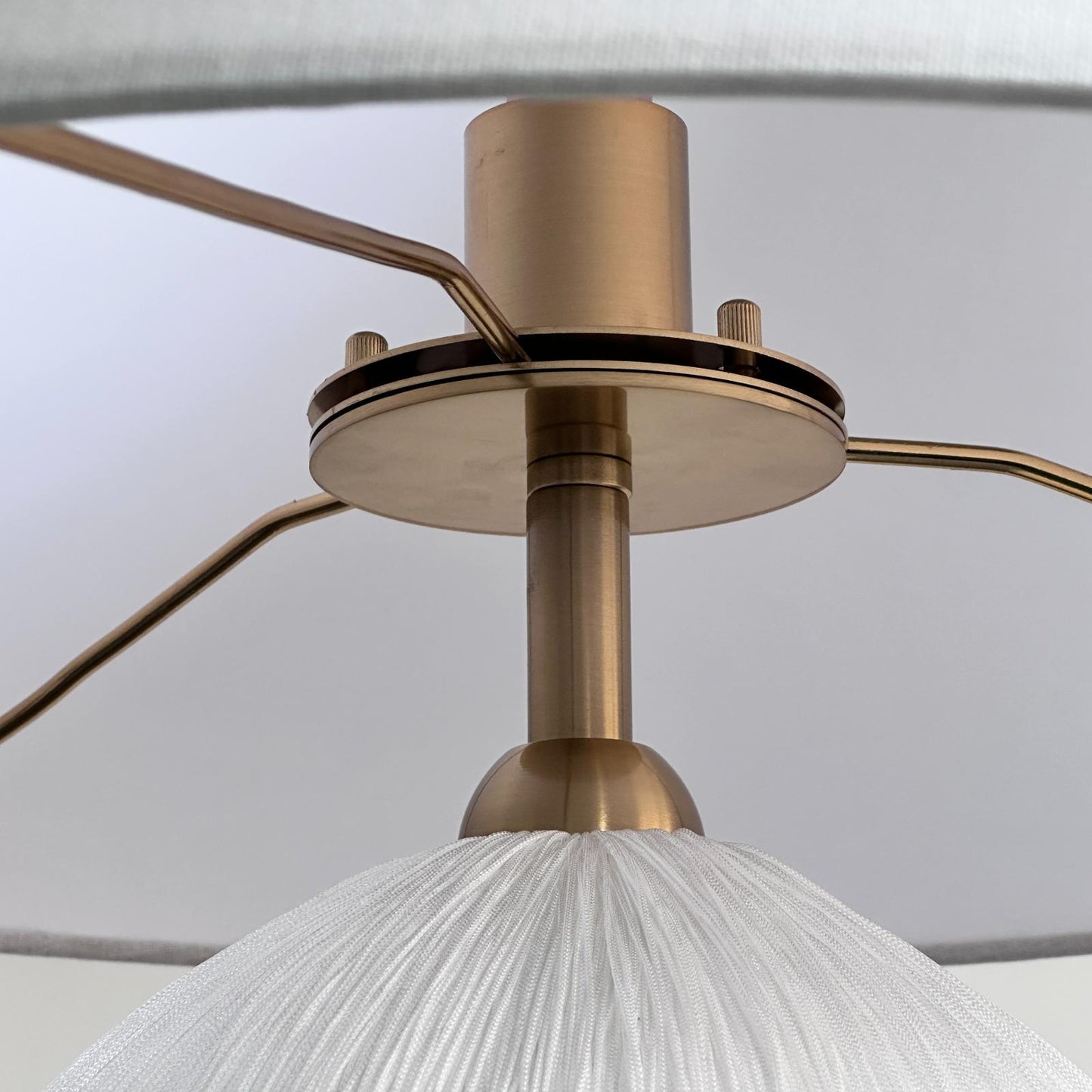 IVORA TASSEL ACCENT LAMP