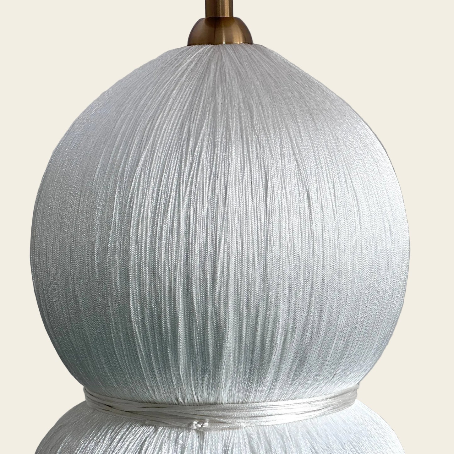 IVORA TASSEL ACCENT LAMP