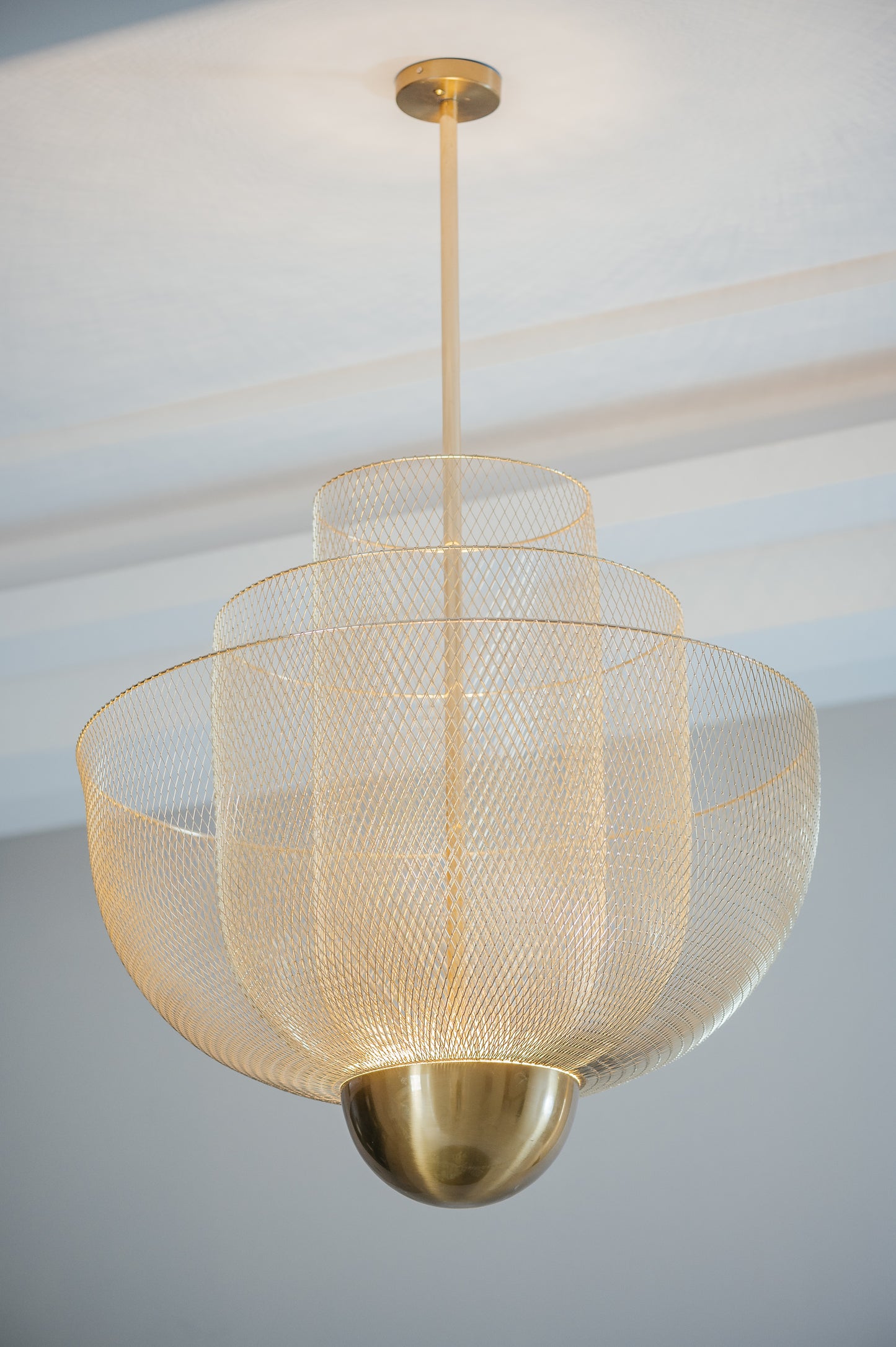 AURELIA MESH GLOBE PENDANT LIGHT